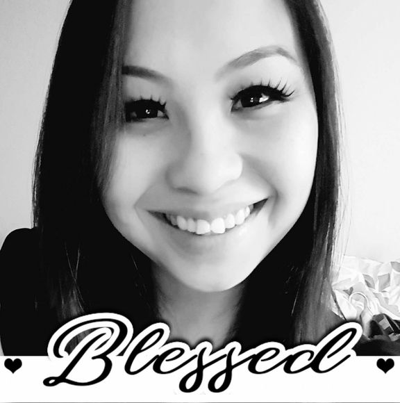 Poshmark profile picture for @plato